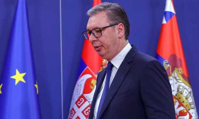Президент Сербии не учитывает просьбы ЕС и собирается участвовать в параде 9 мая в Москве