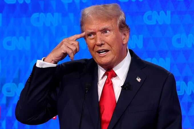 Трамп проснулся и поздравил всех с Пасхой