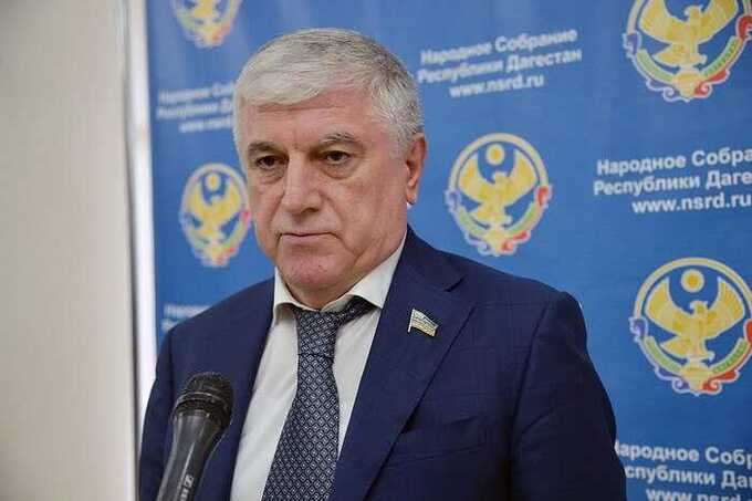 Следствие возбудило дело против мэра Махачкалы по подозрению в превышении полномочий