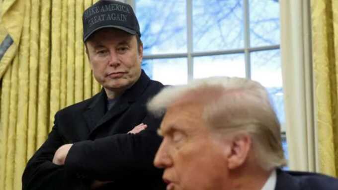 Илон Маск готов уйти с поста в администрации Трампа из-за давления со стороны политических оппонентов