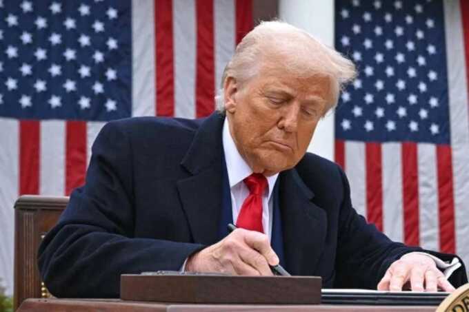 Трамп угрожает ввести 50-процентные пошлины на импорт из ЕС