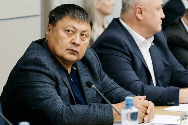 Мазур строгого режима: оппонентов губернатора просят uriqzeiqqiuhkrt uriqzeiqqiuhatf htiqqiuhihdvls